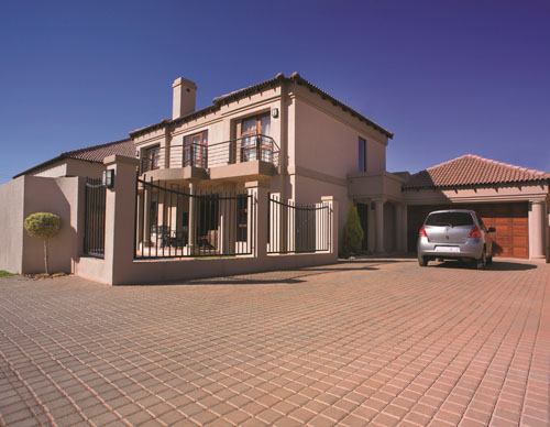 Modern Residetial Driveway Paved With Split Bevel Pavers
