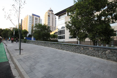 Sandton Sidewalks Paved With Bosun Urban Medium Pavers